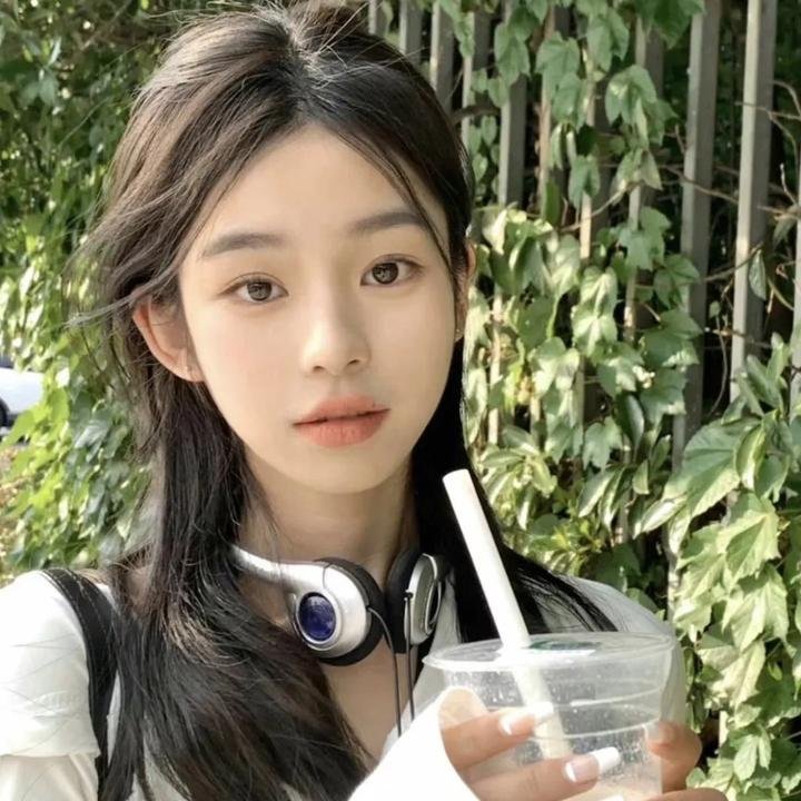 熟悉的她